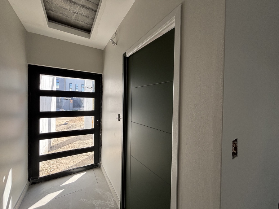 3 Bedroom Property for Sale in Sandown Western Cape